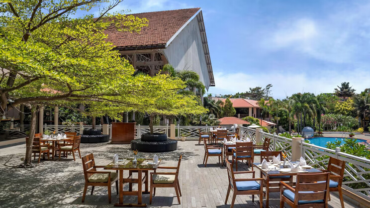 Radisson Blu Resort Goa Cavelossim Beach